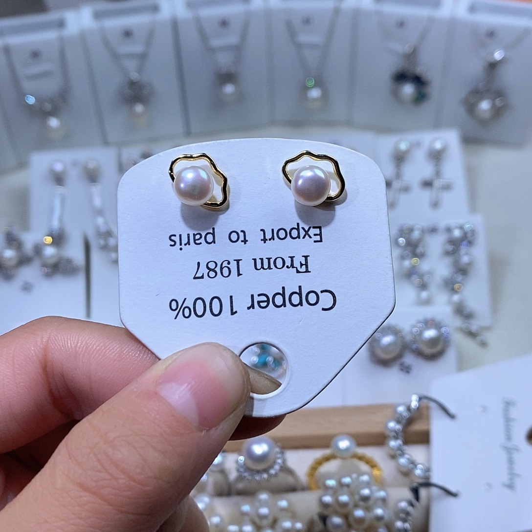 淡水珍珠未镶嵌耳饰