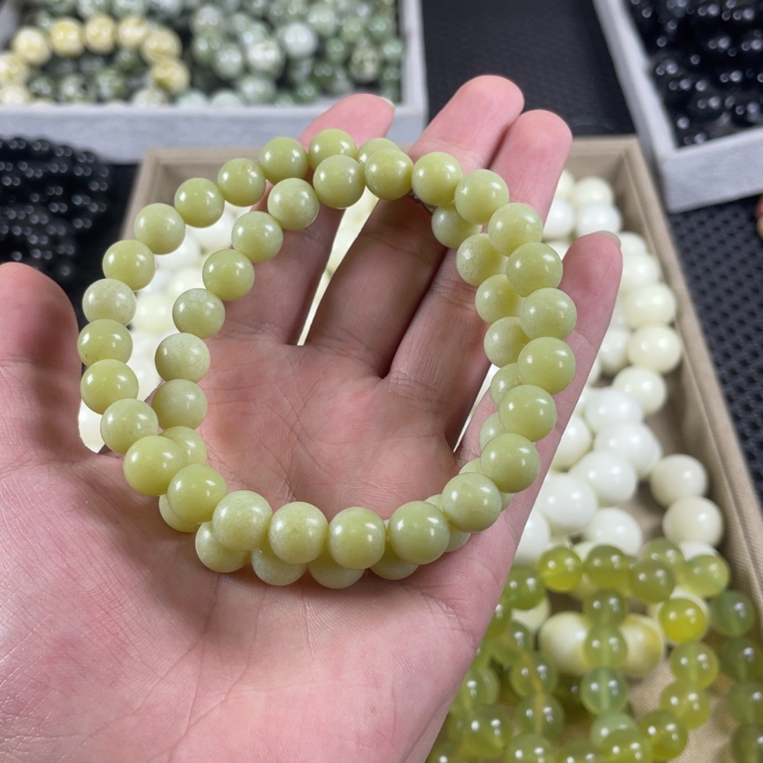 蛇纹石玉未镶嵌手链