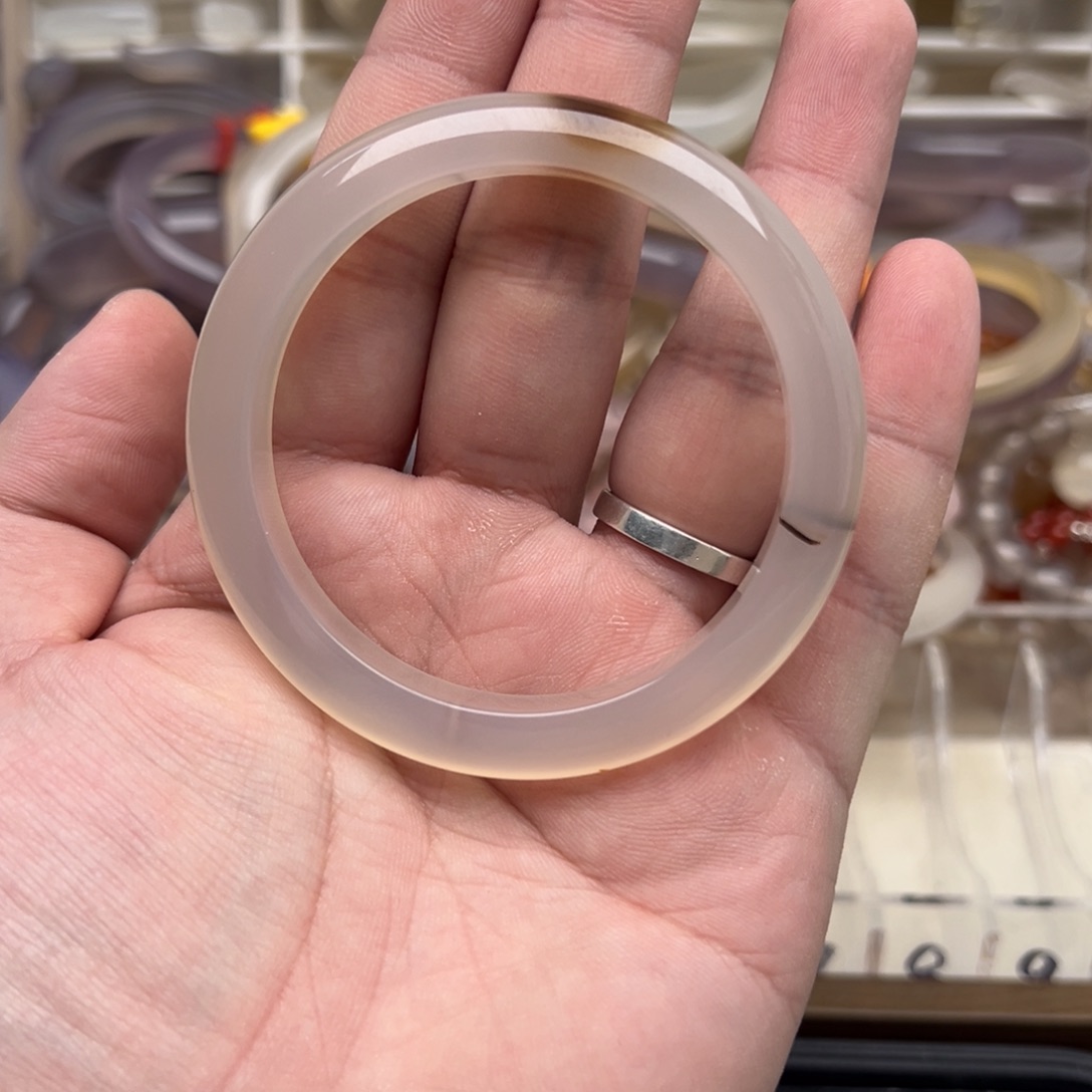 玛瑙/玉髓未镶嵌手镯58.4圈口出单号运费10不退