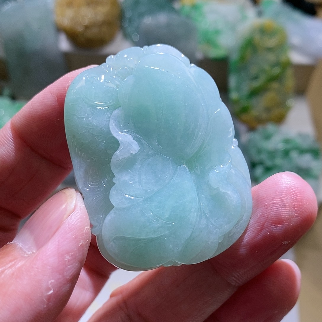【闪购商品】翡翠颈饰未镶嵌1111111111111