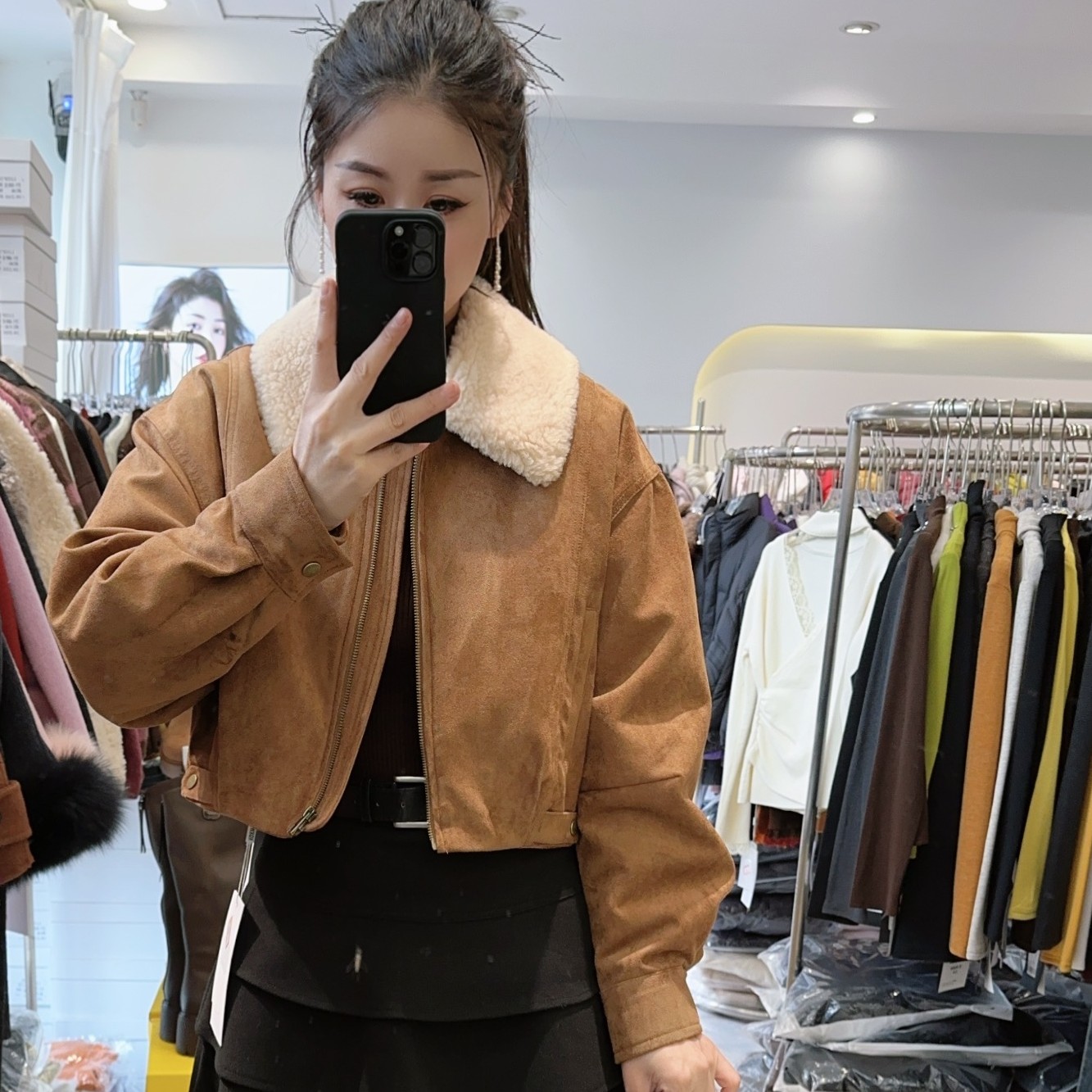 翻领皮毛一体羽绒服