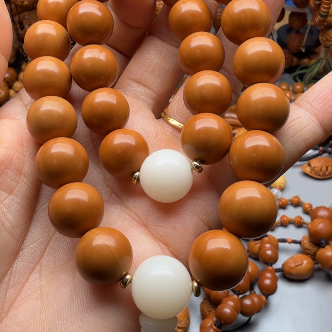 橄榄核手串/手链猴头龙