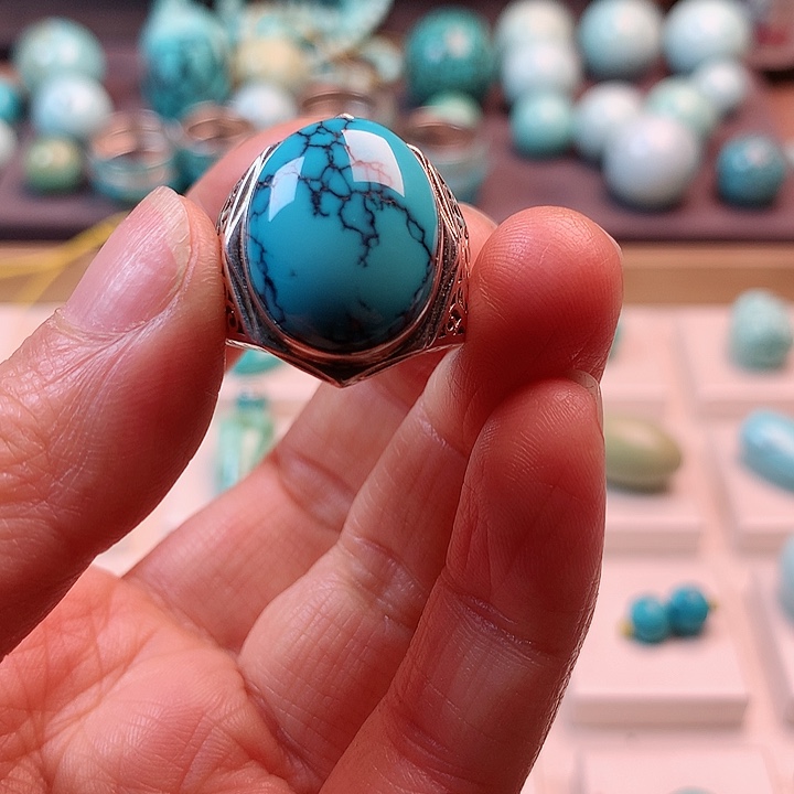 绿松石配饰未镶嵌