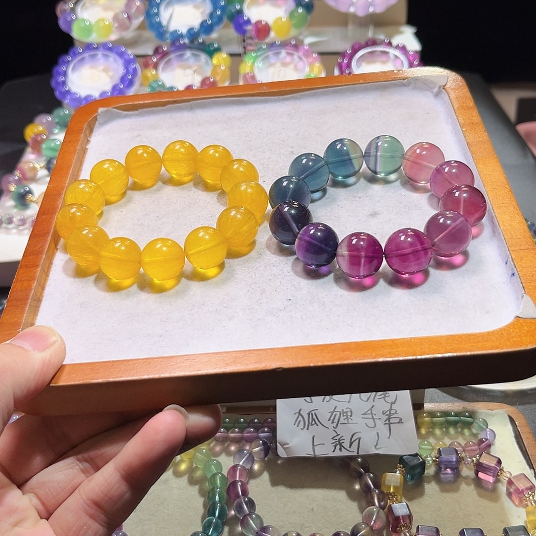 贺***美手串萤石未镶嵌185加315共500，50拍10笔