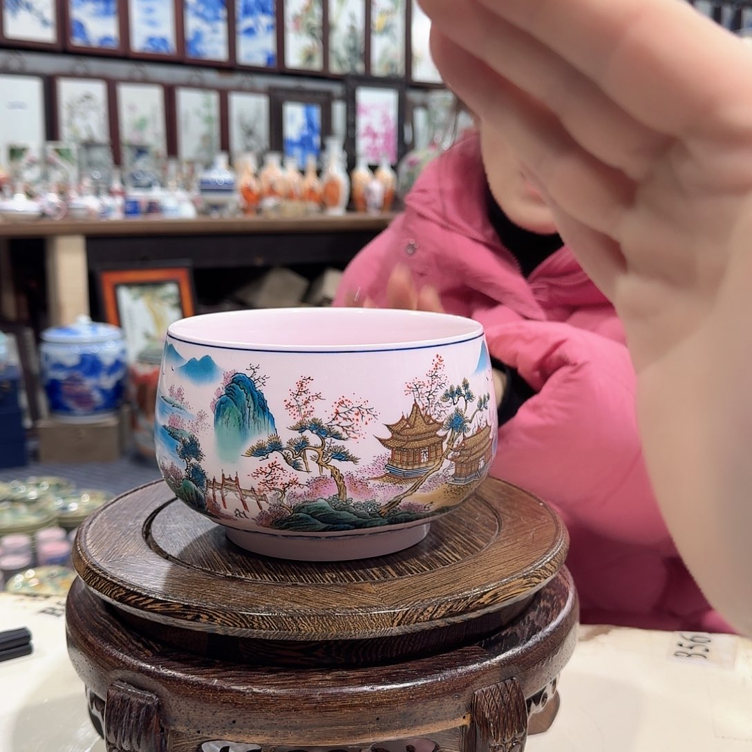 瓷摆件/////景德镇陶瓷瓷器。