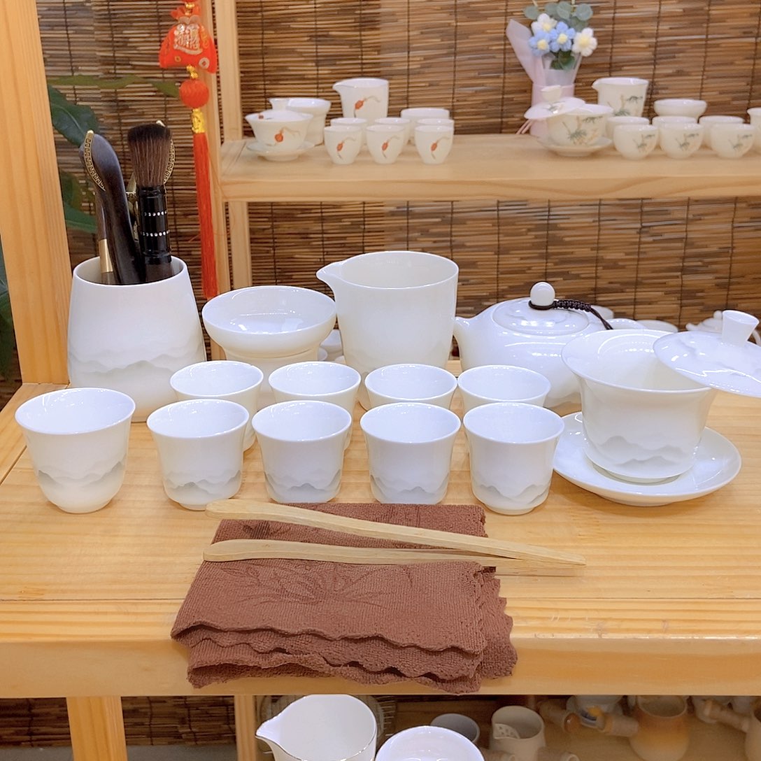 羊脂玉瓷茶具套装