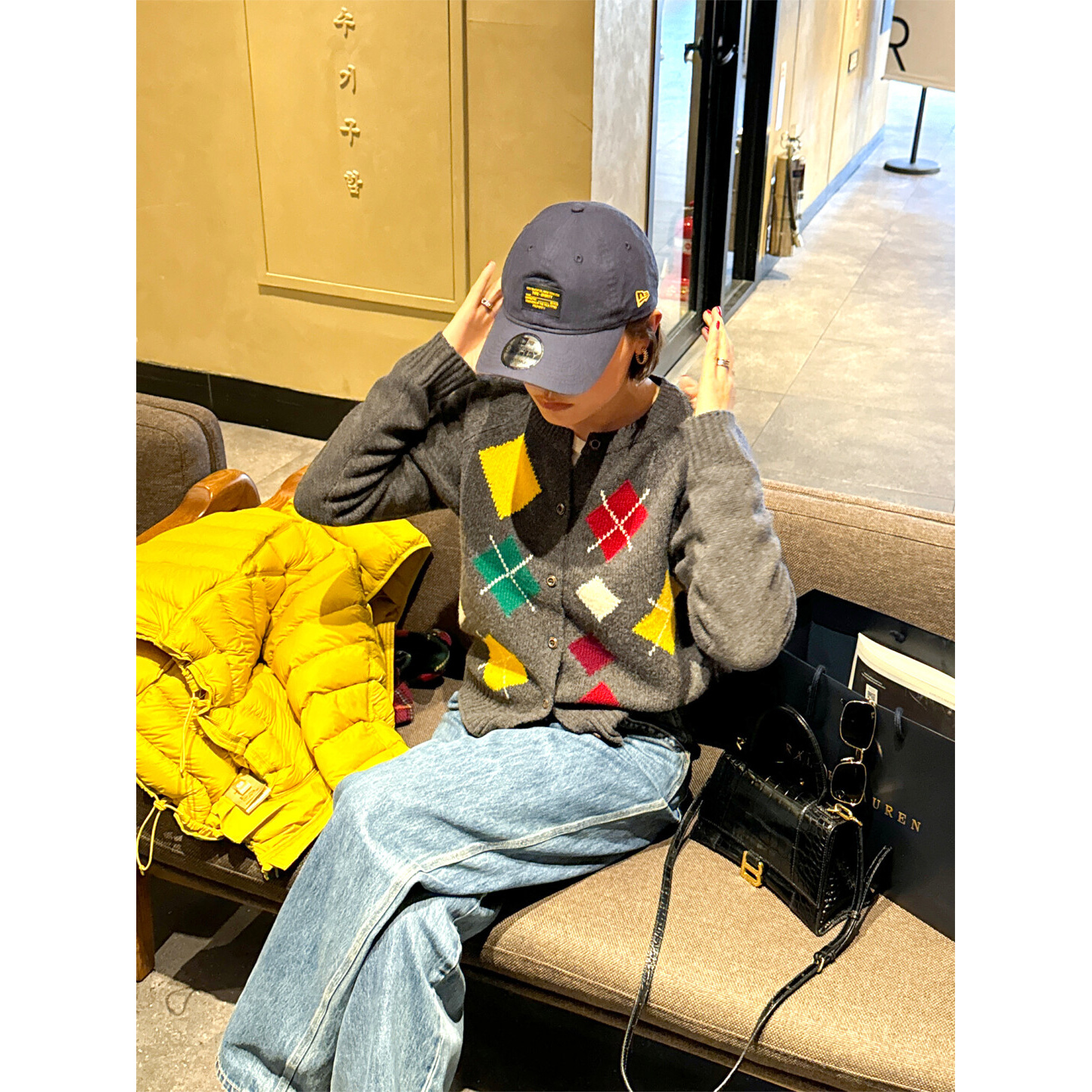 【12/08 10点上新】100绵羊毛！菱形格针织 复古撞色开衫毛衣