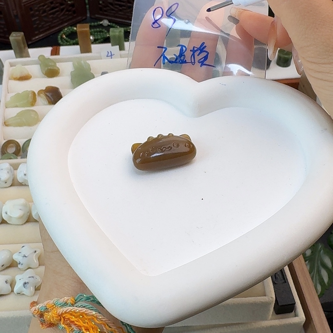****⸝和田玉未镶嵌珠宝半成品