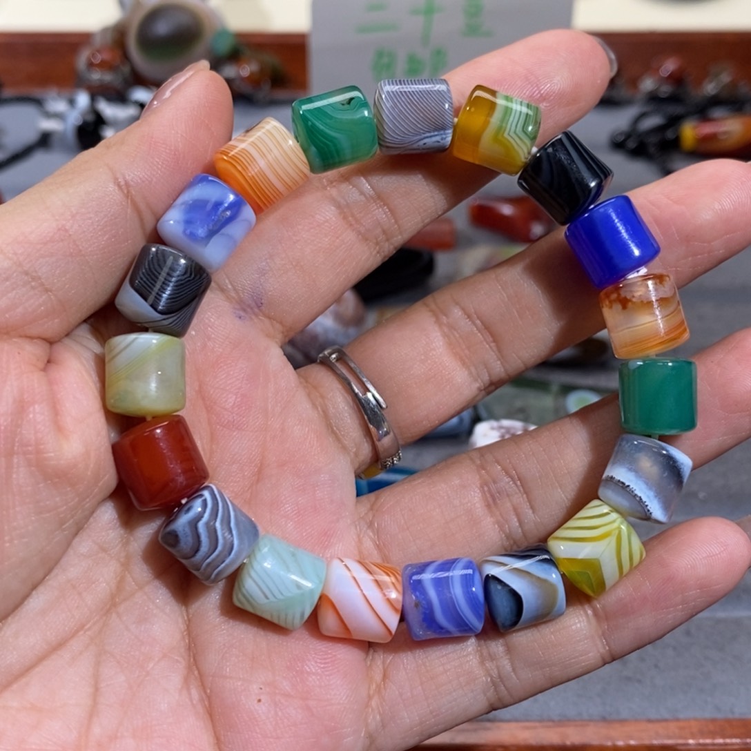 合金颈饰玛瑙/玉髓