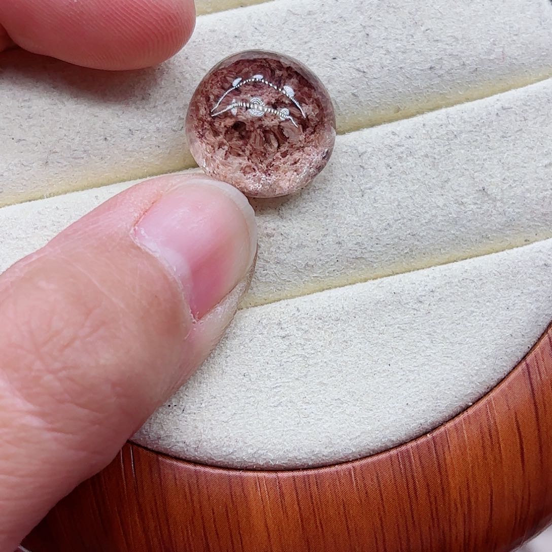 未镶嵌颈饰水晶水晶