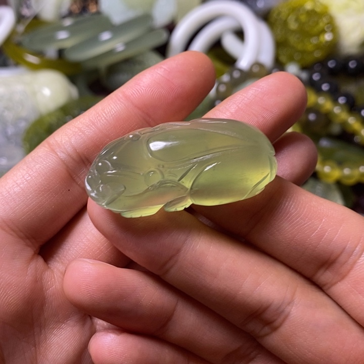 岫玉岫玉颈饰未镶嵌达*