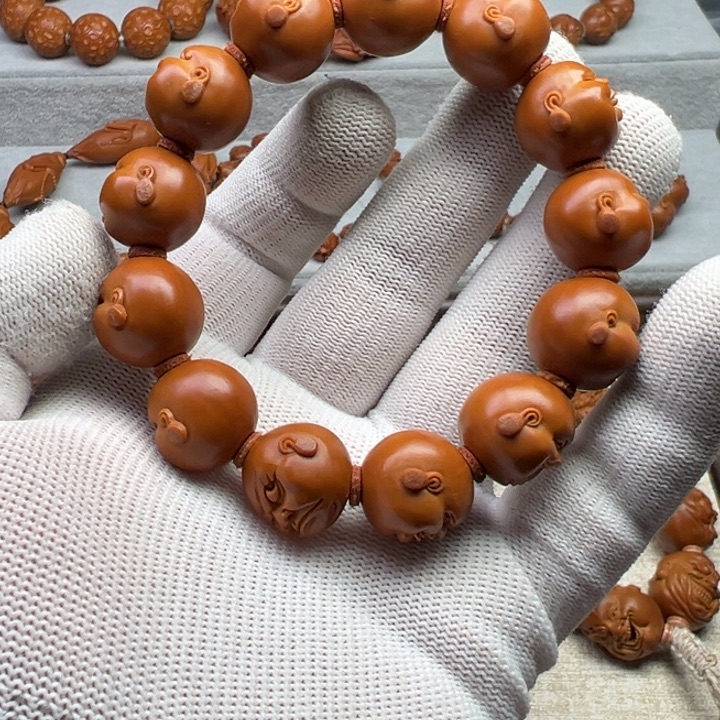 手串橄榄核橄榄核雕工艺制作