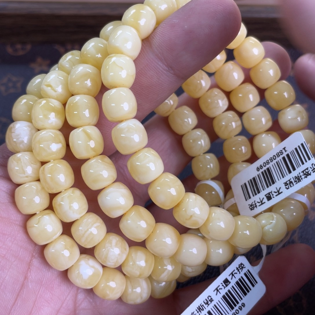 琥珀裸石未镶嵌012多样性发其一