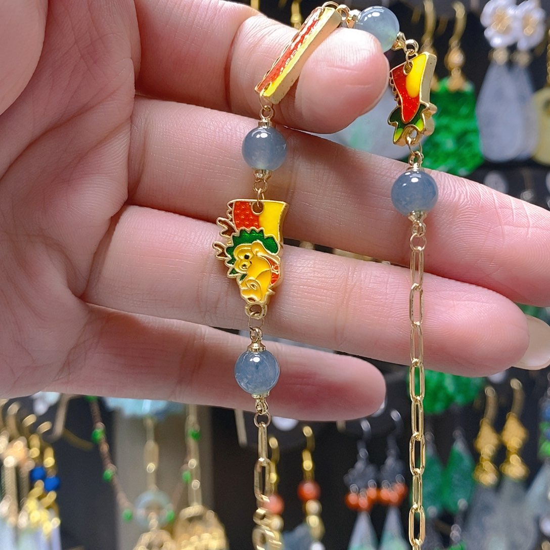 未镶嵌翡翠耳饰翡翠