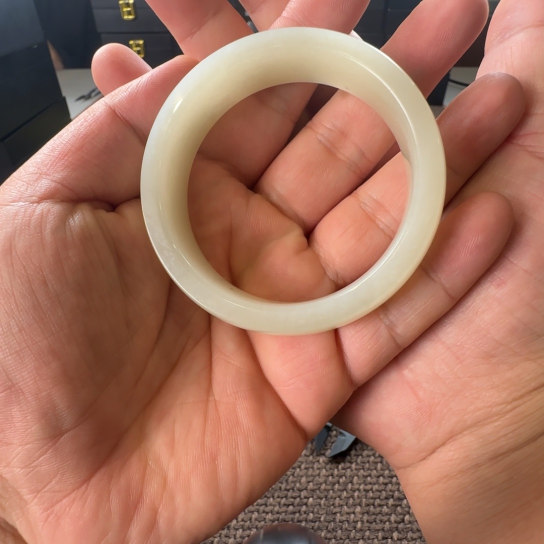 ****和田玉（糖玉）未镶嵌挂件