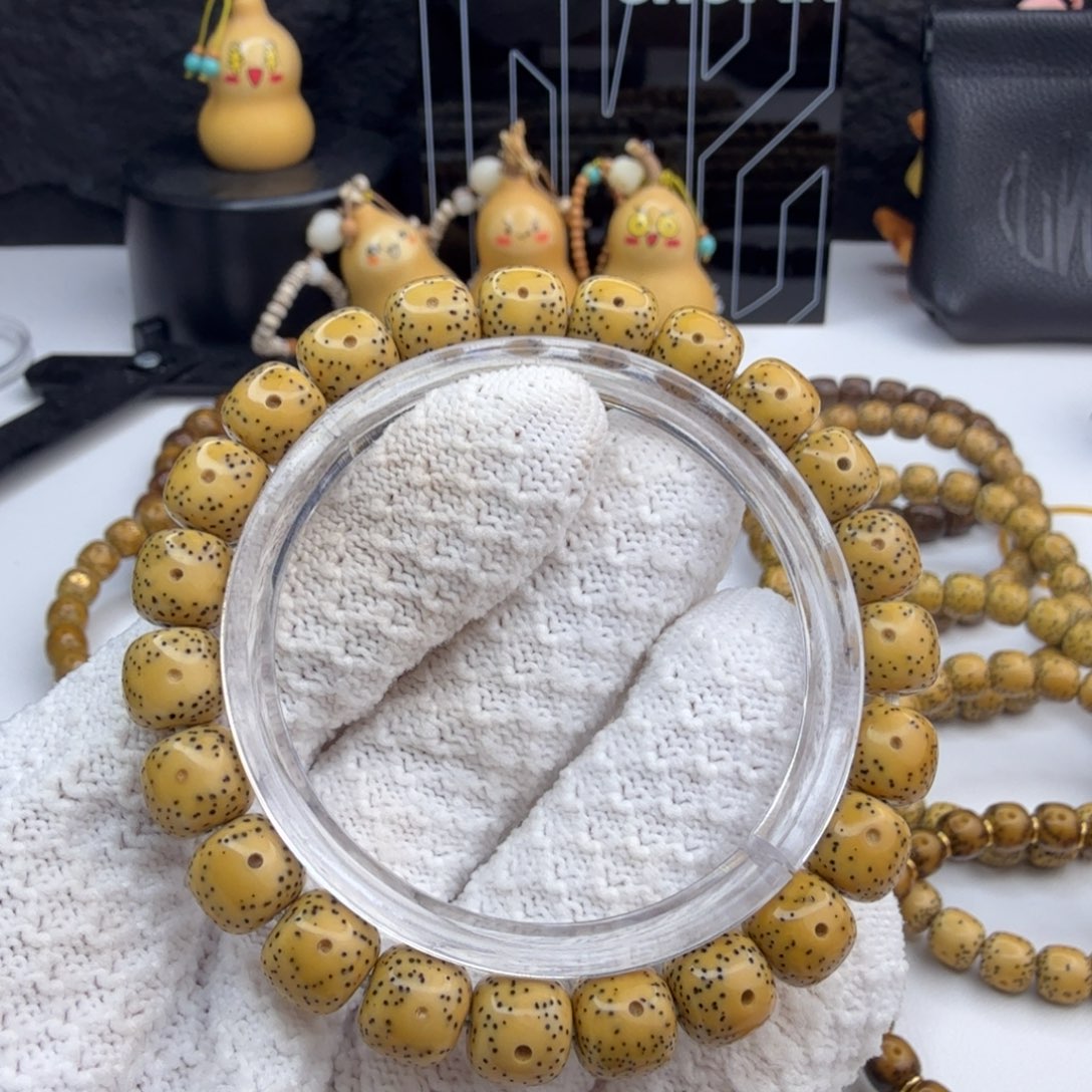 星月菩提手串n**e9x8星点货