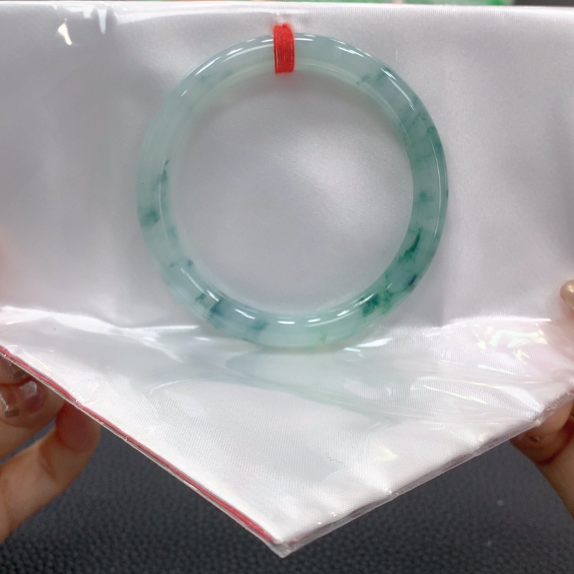 【闪购商品】翡翠手镯未镶嵌翡翠