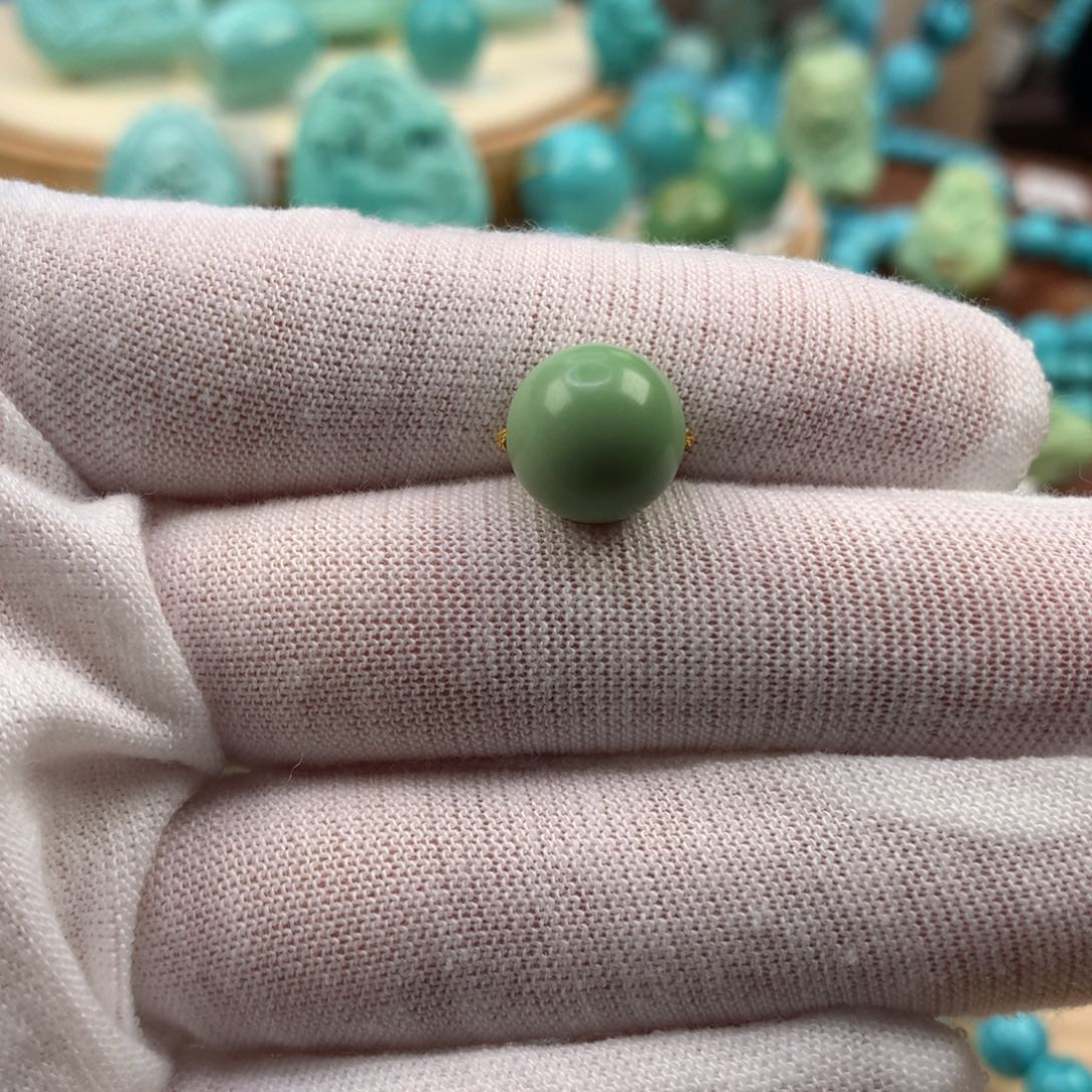 绿松石未镶嵌珠宝奇石10.7mm