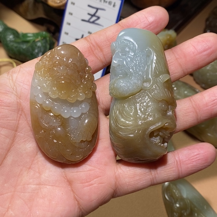 和田玉把件未镶嵌米**宝