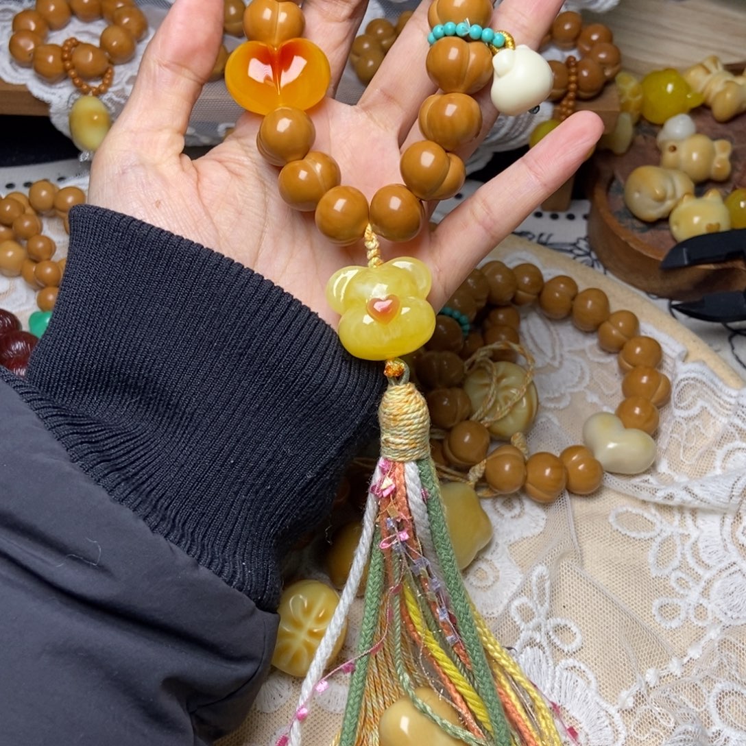 房***悦猴头核桃吊坠屁桃卡15