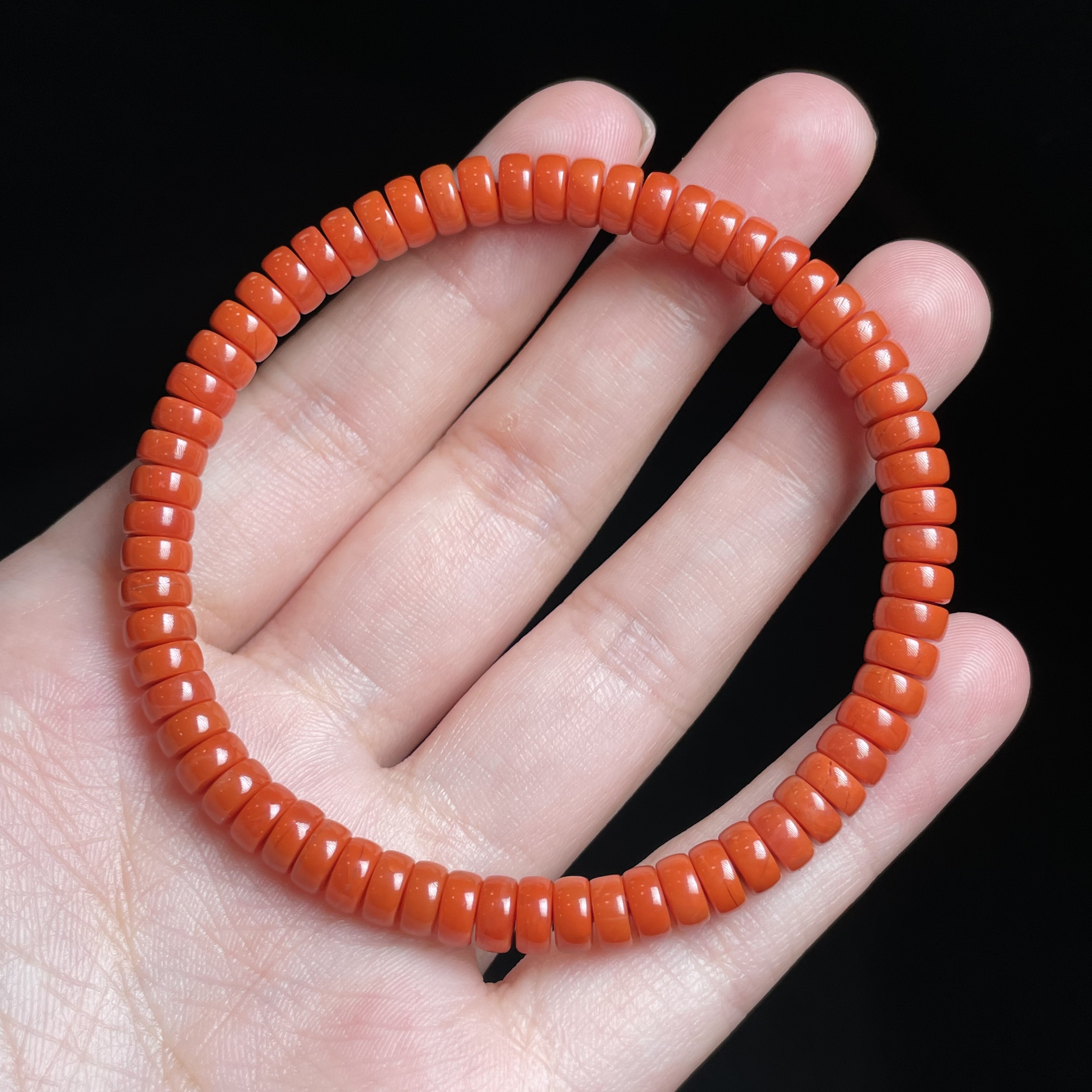【玉总珠宝】南红药片手串-约5mm 多样性发一 CAN1090261