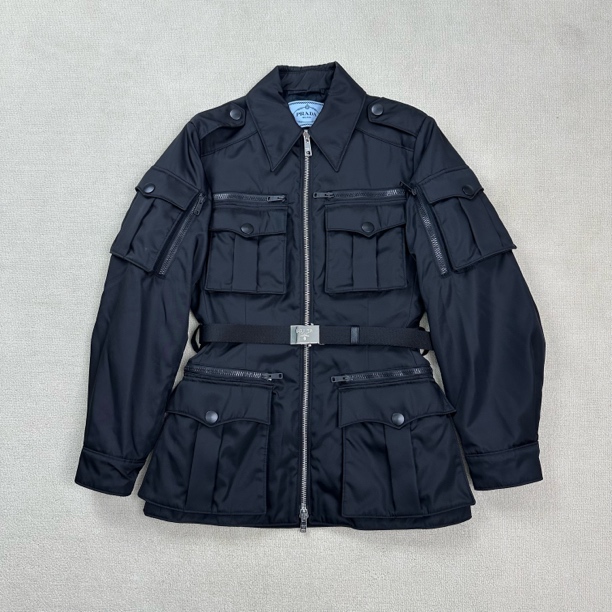 99新 Prada/普拉达 多口袋尼龙工装夹克/42码/WL1728