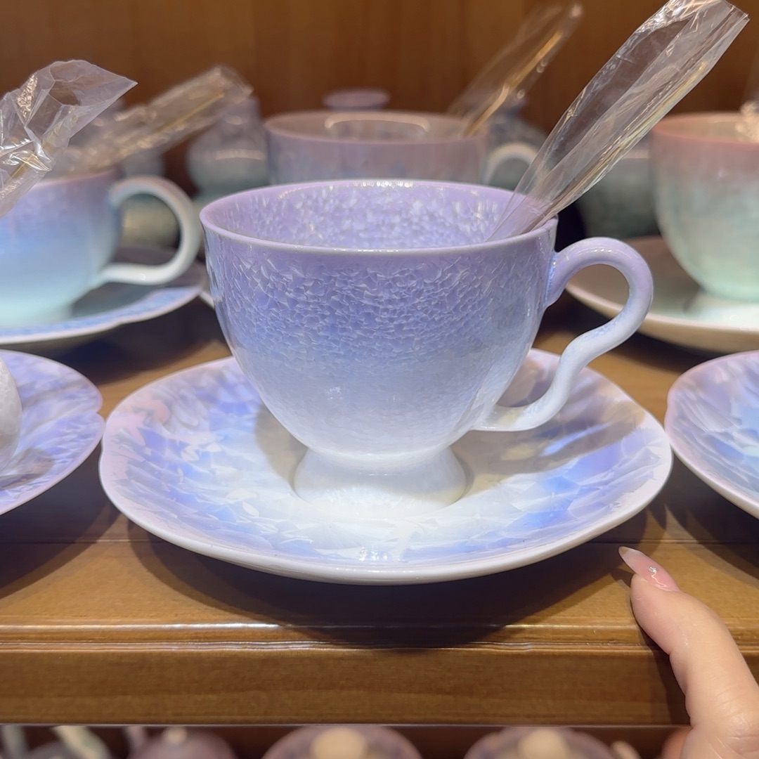 *****茶杯的小猫真的可爱极了打