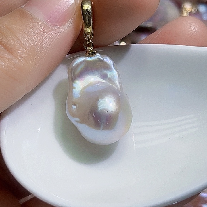 颈饰未镶嵌淡水珍珠