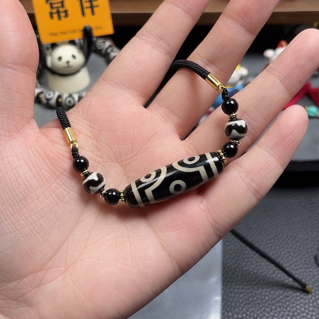 阿***哟玛瑙/玉髓未镶嵌颈饰