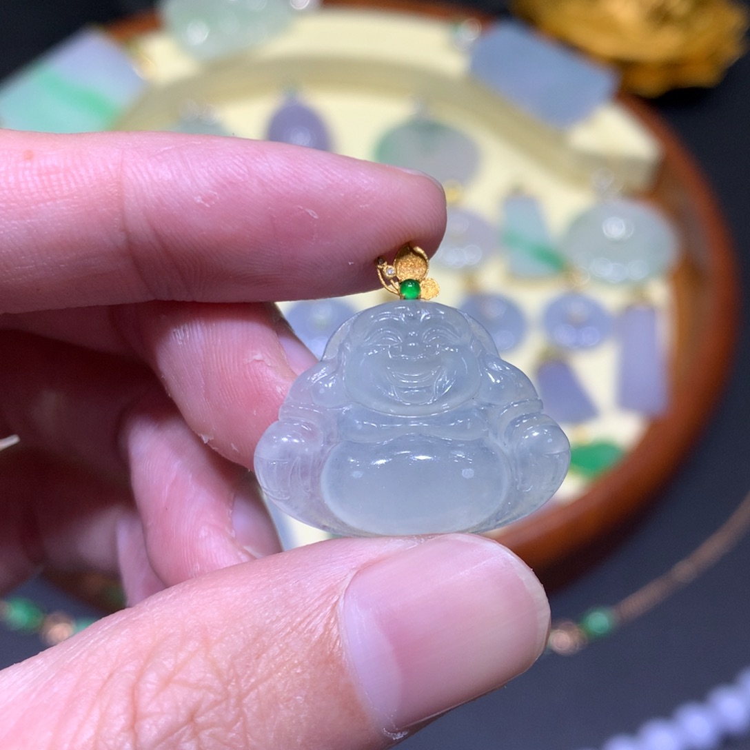 翡翠吊坠(不含链)18K金镶嵌