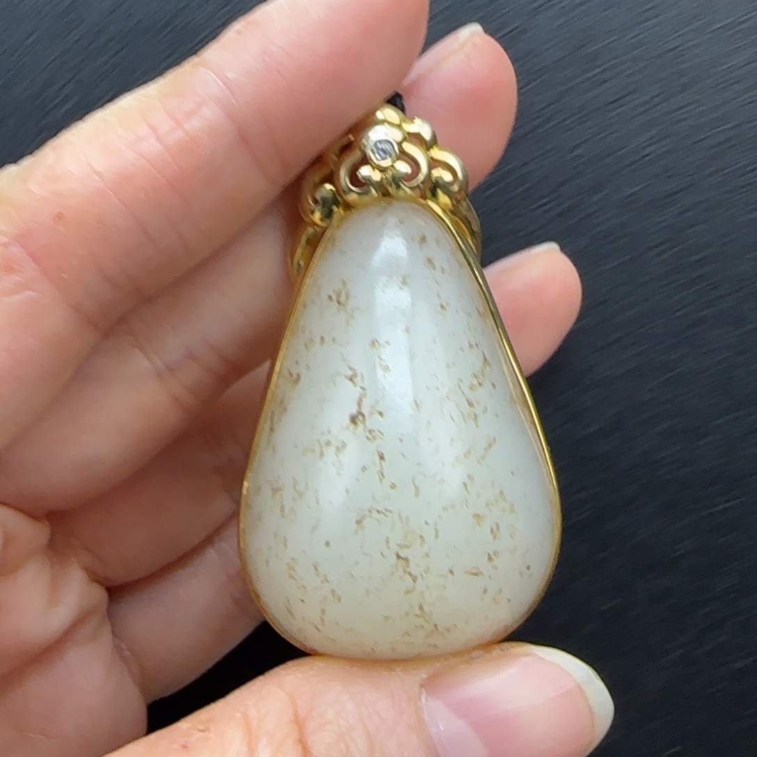 和田玉未镶嵌挂件