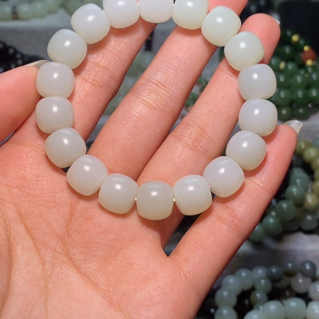 ๑***ʔ和田玉未镶嵌手链