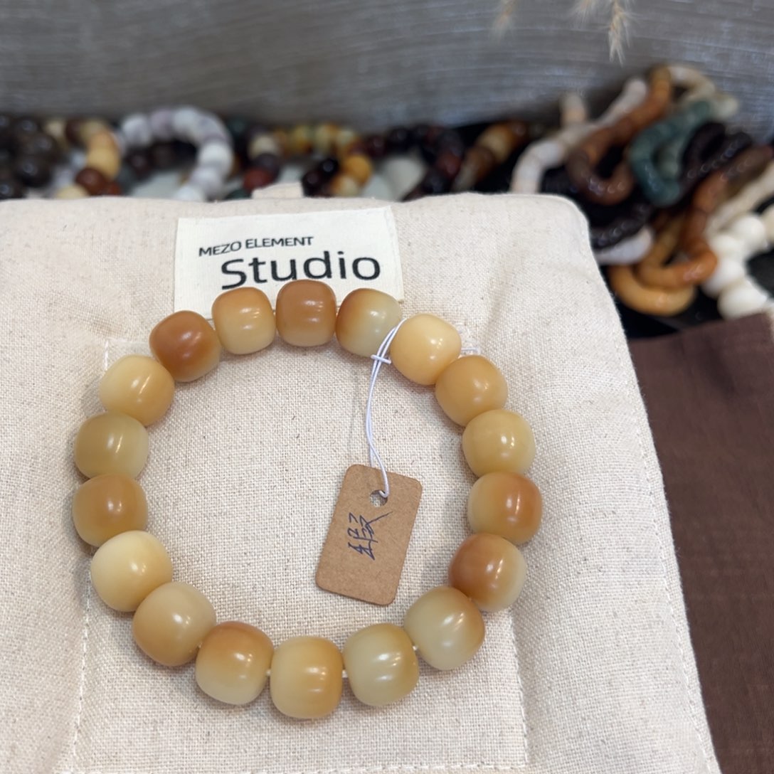 女***乔菩提根/象牙果吊坠859烟雨江南14微瑕