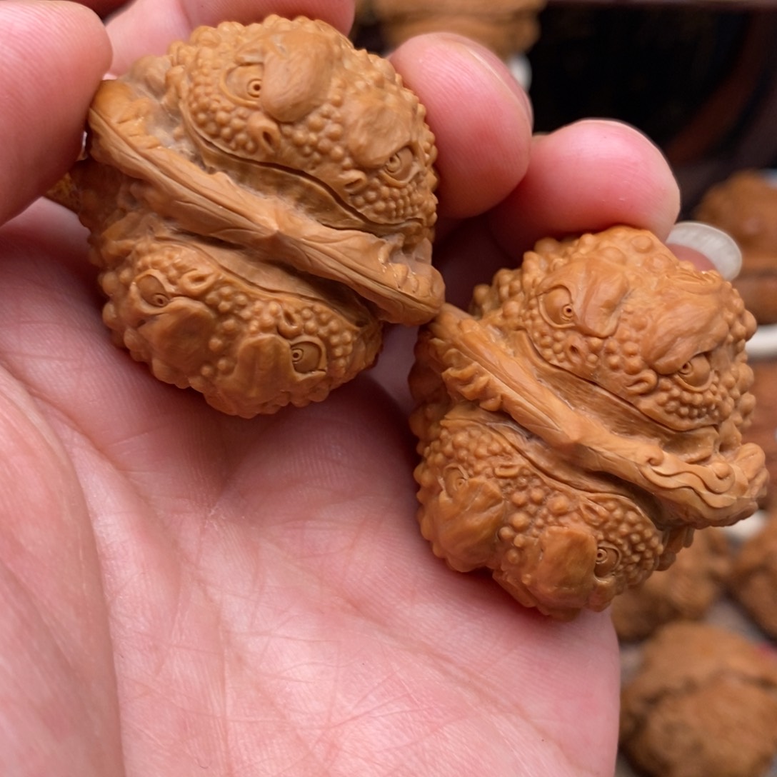 核桃手串/手链金蝉蛤蟆头