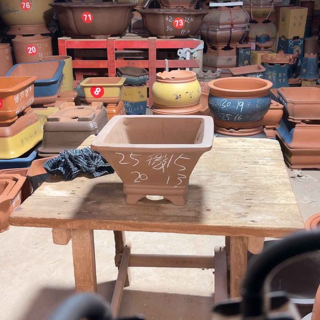 紫砂花盆四方盆一个