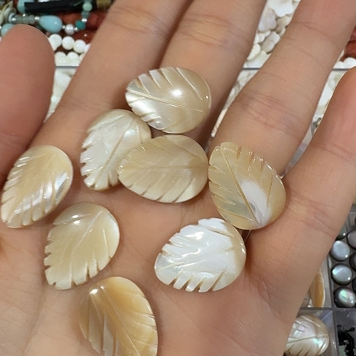 玛瑙/玉髓合金珠宝半成品8个咖色精品马蹄螺大号树叶