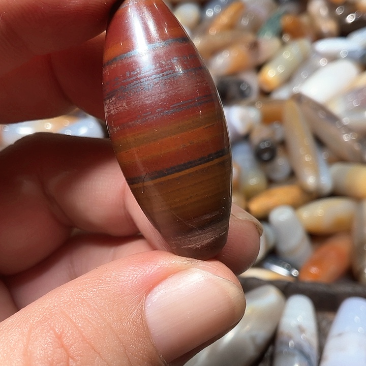 玛瑙/玉髓颈饰合金