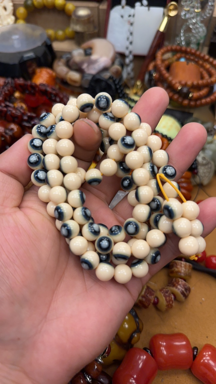 精品手串。 猛犸牙