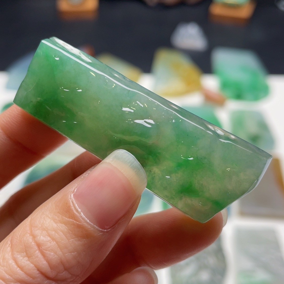 定制翡翠未镶嵌包工包料