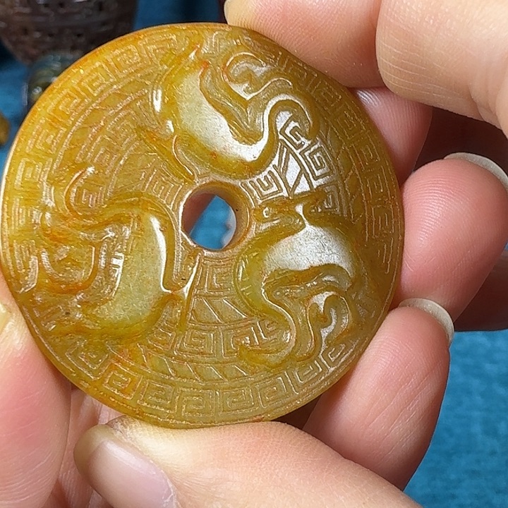 和田玉（糖玉）未镶嵌挂件