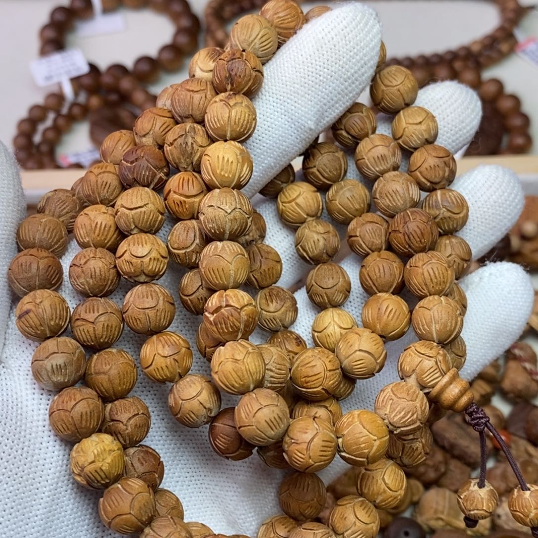 檀香木手串/手链印度迈索尔老山檀1.0*108手工雕刻