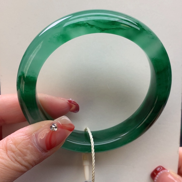 石英质玉手镯未镶嵌宝**～