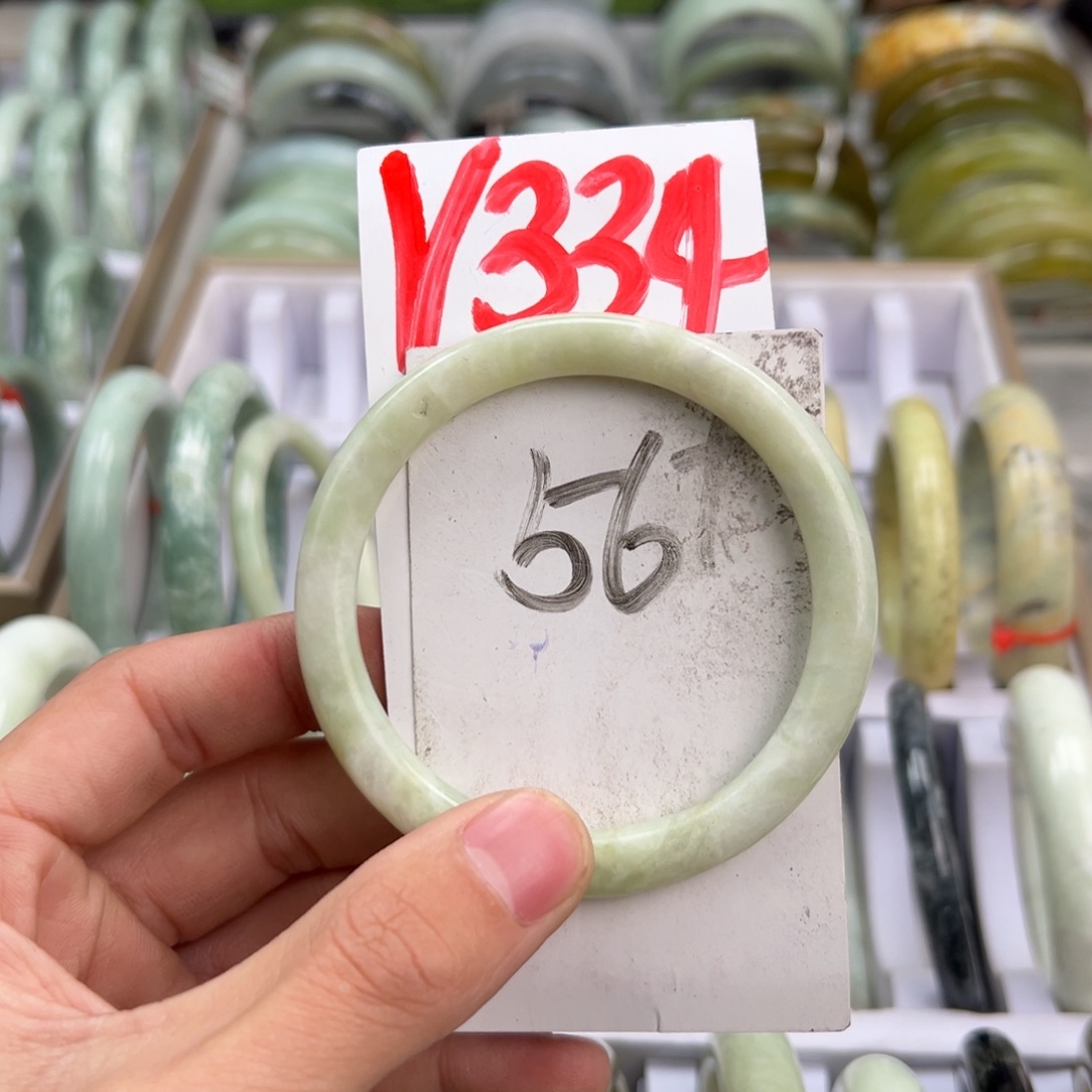 岫玉手镯未镶嵌天然岫玉微瑕