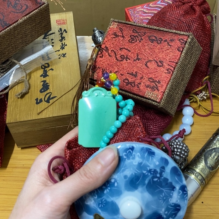 摆件中古工艺品一件