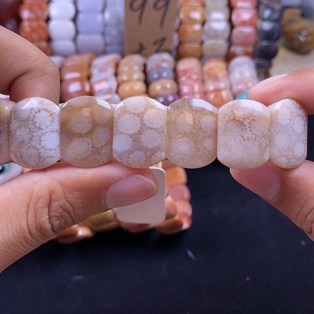 硅化珊瑚（珊瑚玉）未镶嵌手串雪花片片26