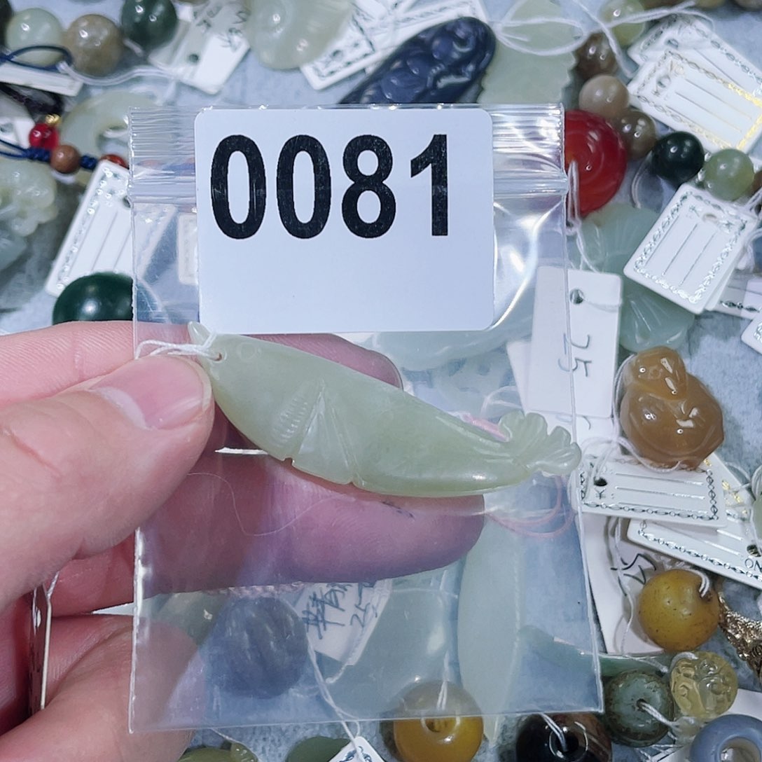 和田玉车挂未镶嵌