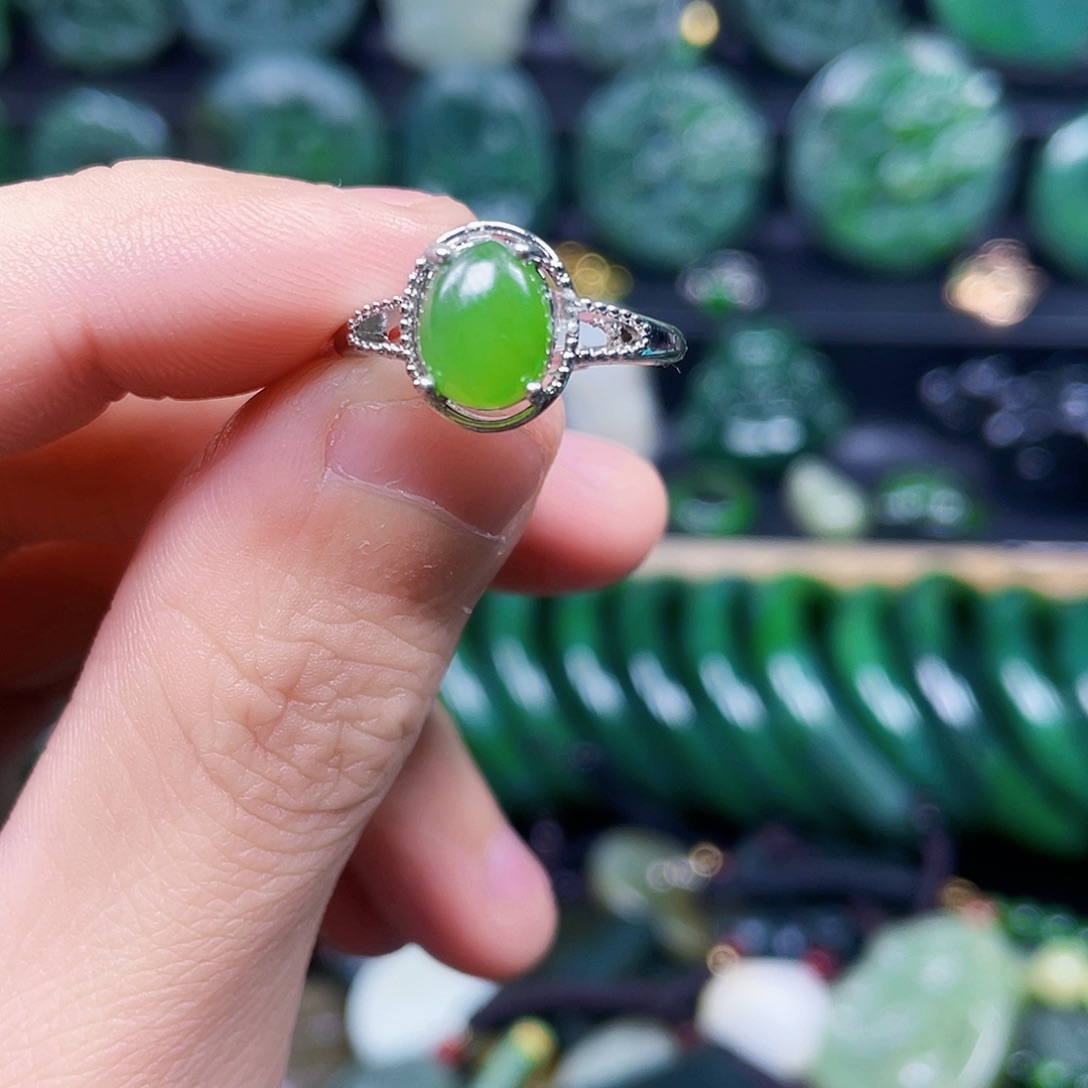 和田玉未镶嵌珠宝半成品