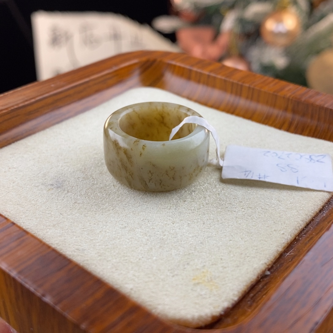 和田玉未镶嵌戒指港14