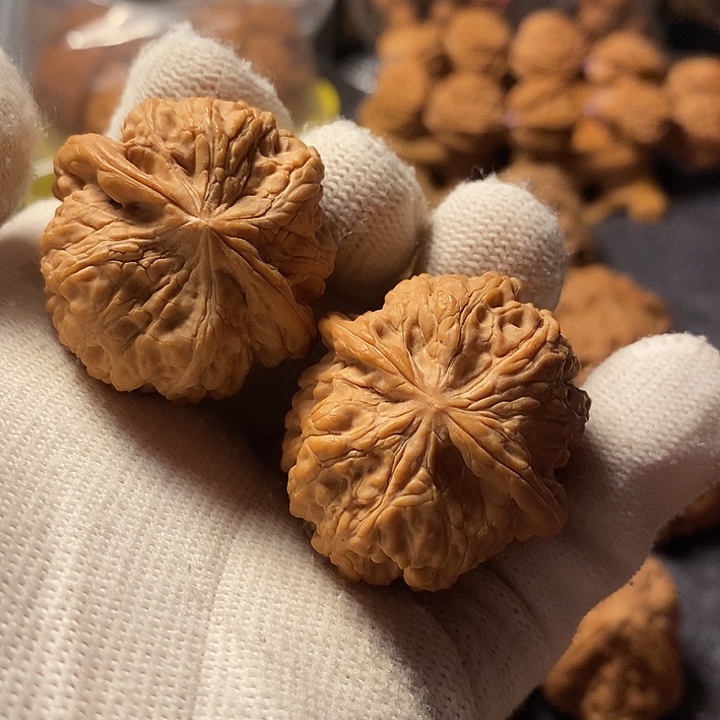 把件文玩核桃35.36野生