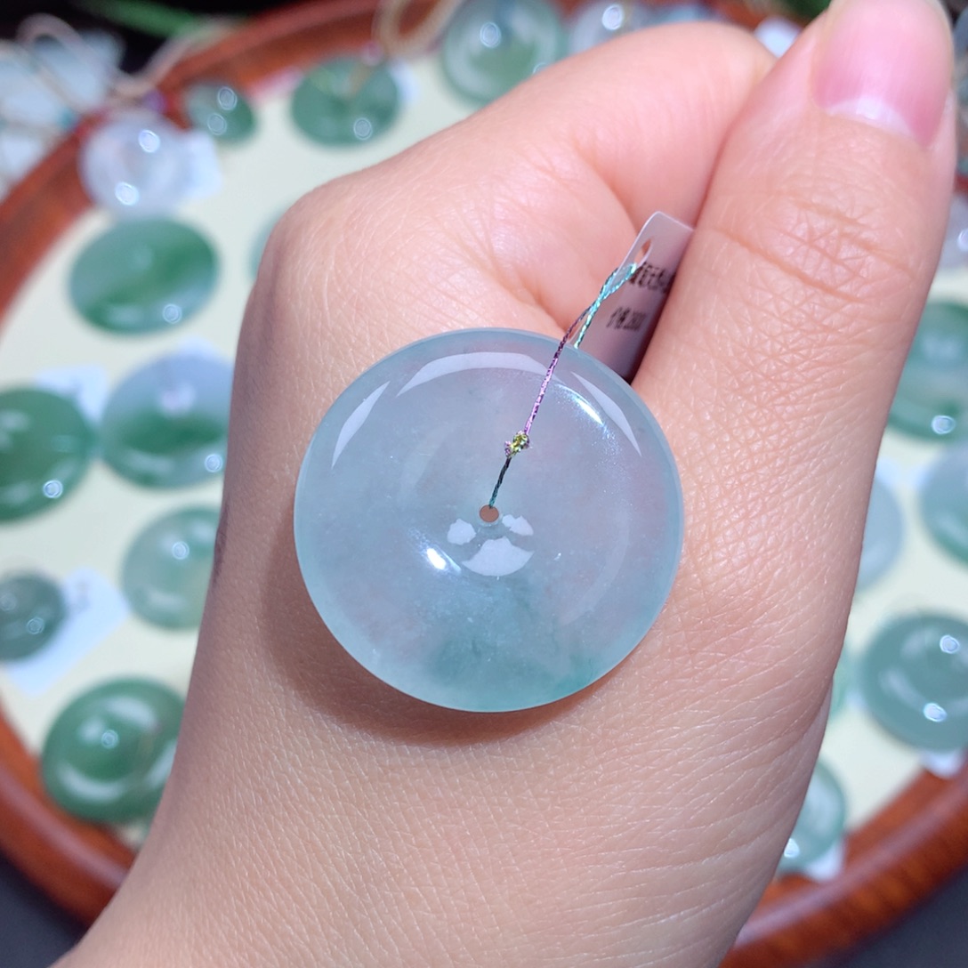 翡翠未镶嵌颈饰翡翠吊坠14